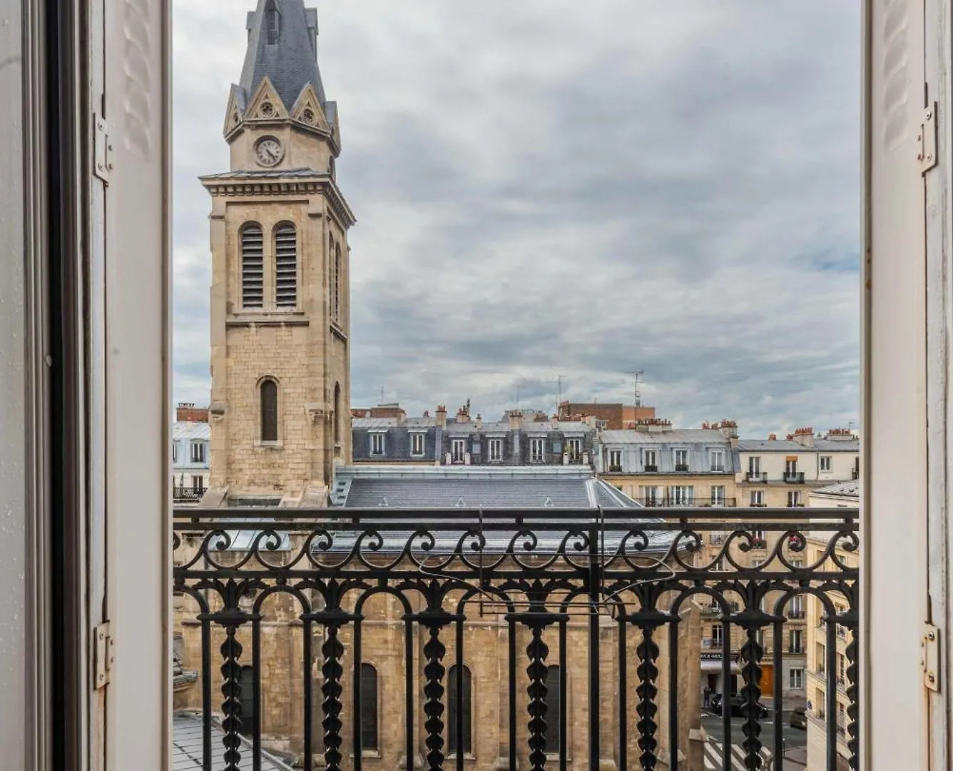 Captivating 2Bd Flat Jules Joffrin Mairie Du 18 Paris