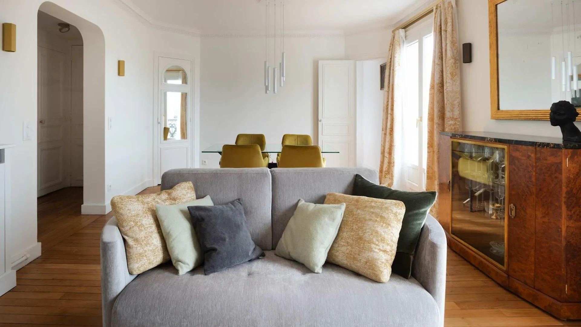 פריז Captivating 2Bd Flat Jules Joffrin Mairie Du 18 דירה