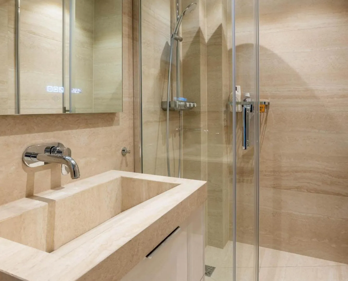 דירה פריז Captivating 2Bd Flat Jules Joffrin Mairie Du 18 צרפת