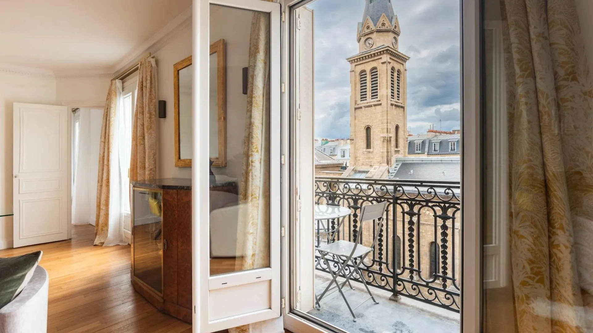 פריז Captivating 2Bd Flat Jules Joffrin Mairie Du 18 צרפת